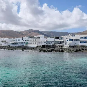 https://la-casa-del-atlantico.in-canary-islands.com